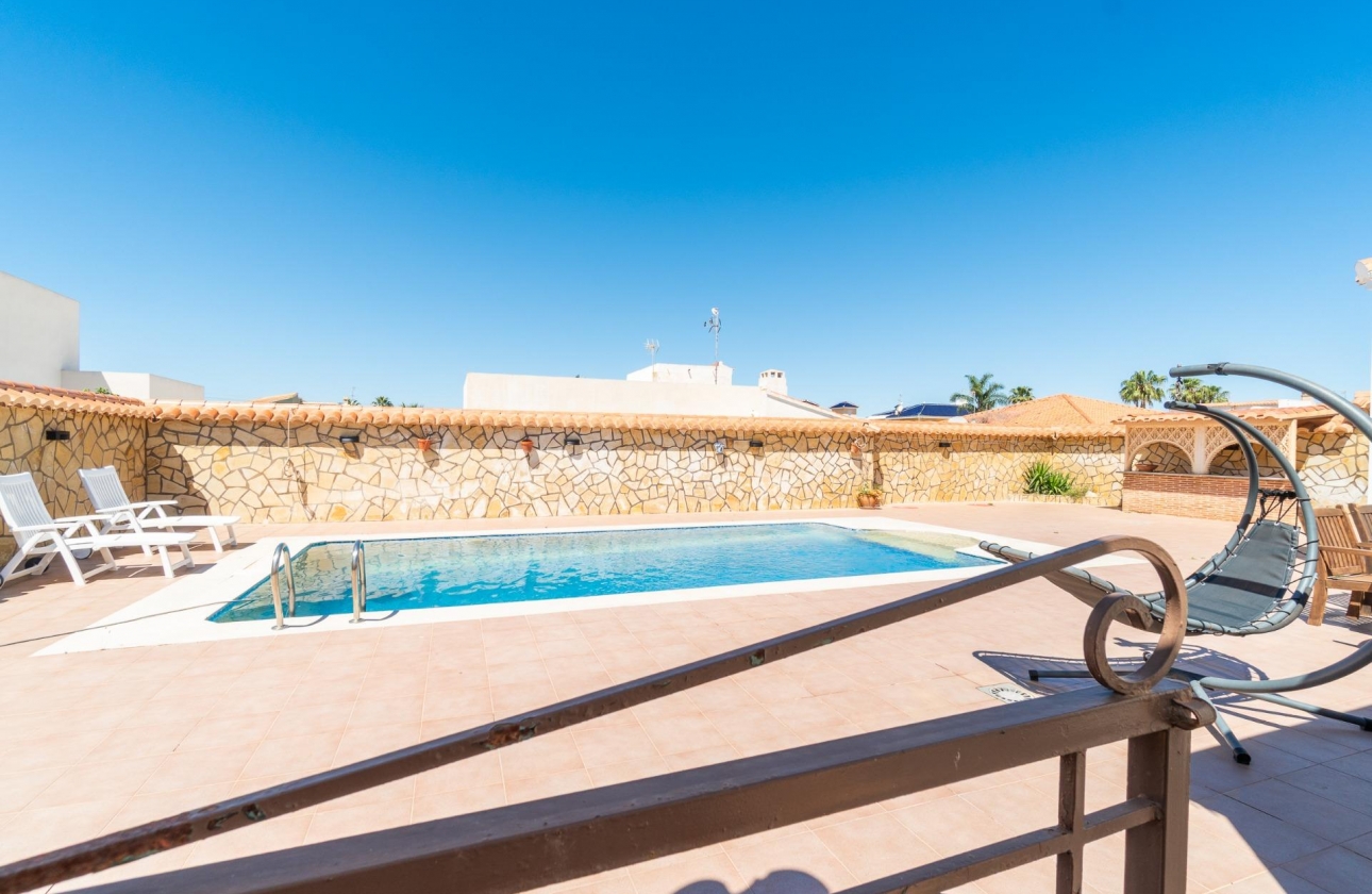 Rynek wtórny - Villa - Torrevieja - Torreta Florida