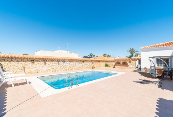 Rynek wtórny - Villa - Torrevieja - Torreta Florida