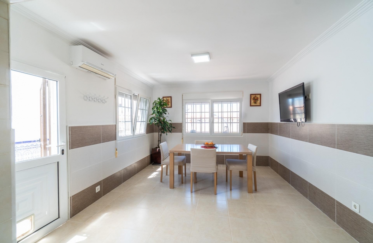 Rynek wtórny - Villa - Torrevieja - Torreta Florida