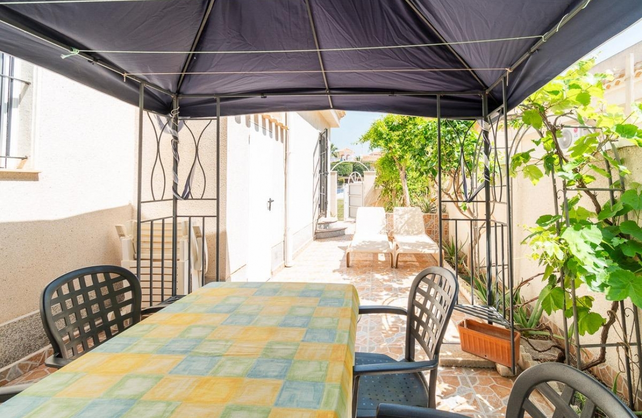 Rynek wtórny - Szeregowiec - Orihuela Costa - Playa Flamenca