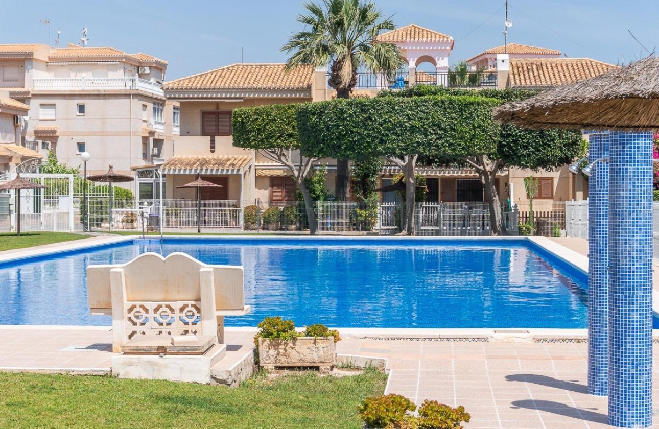 Rynek wtórny - Szeregowiec - Orihuela Costa - Playa Flamenca