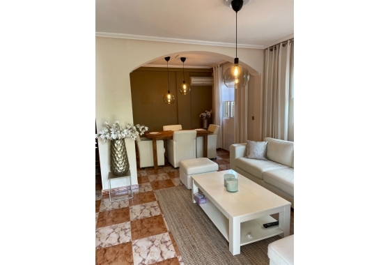 Rynek wtórny - Villa - Orihuela Costa - La Regia