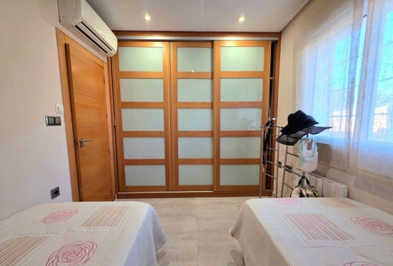 Rynek wtórny - Villa - Orihuela Costa - Campoamor
