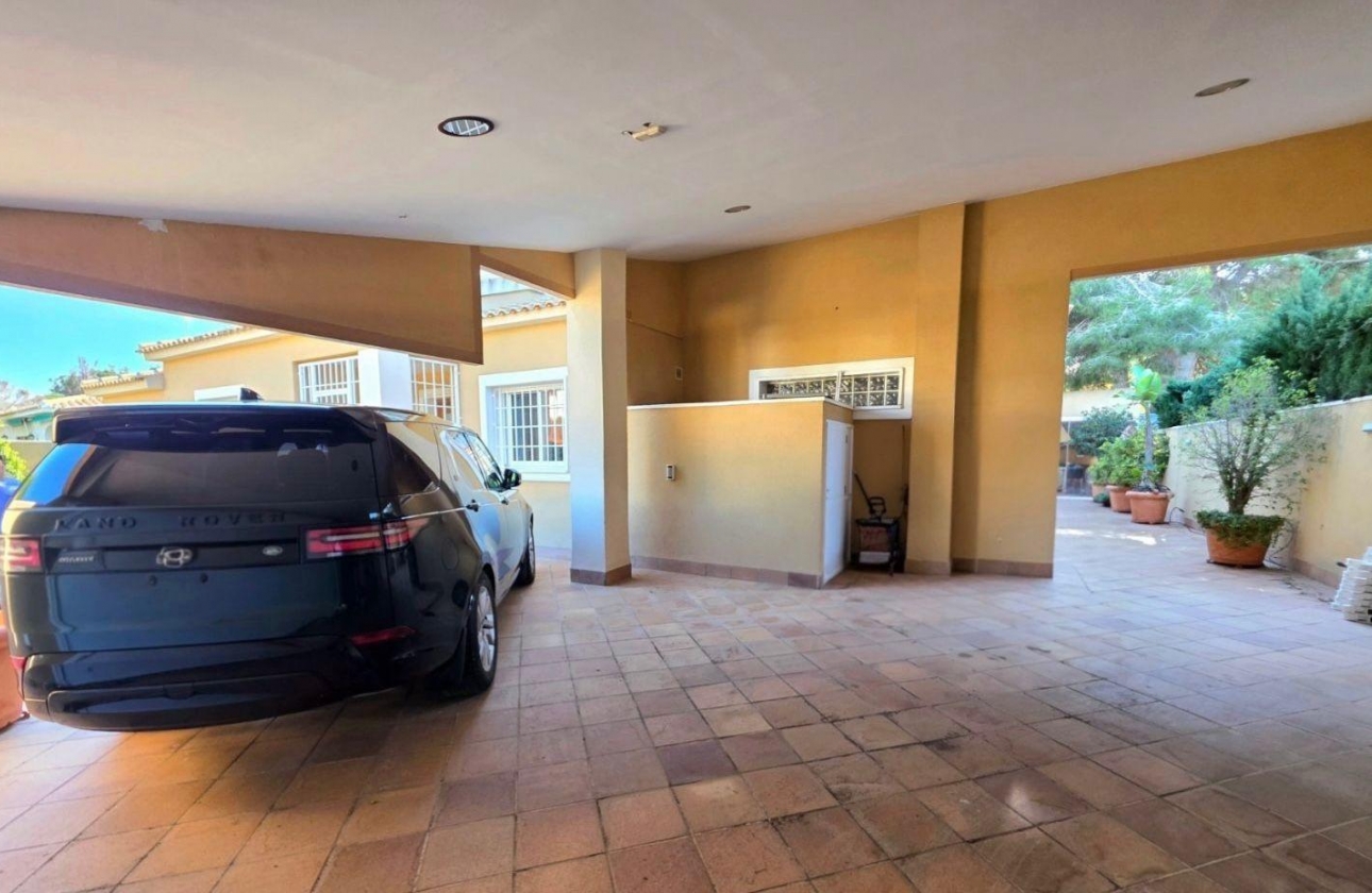 Rynek wtórny - Villa - Orihuela Costa - Campoamor