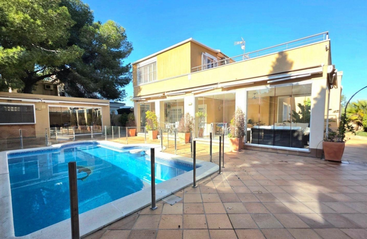 Rynek wtórny - Villa - Orihuela Costa - Campoamor