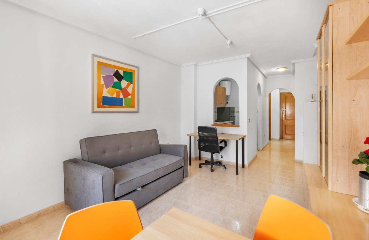 Rynek wtórny - Studio/Kawalerka - Torrevieja - Centro - Muelle Pesquero