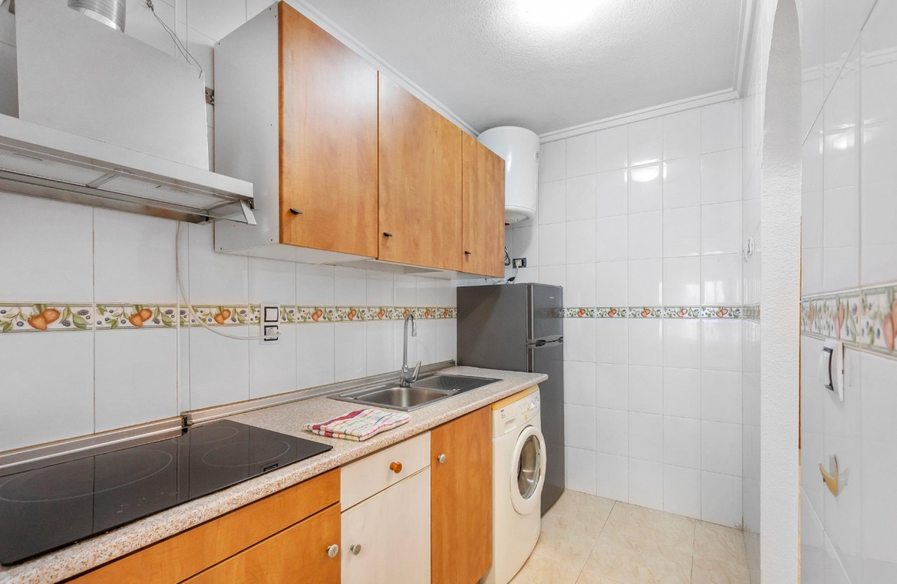 Rynek wtórny - Studio/Kawalerka - Torrevieja - Centro - Muelle Pesquero