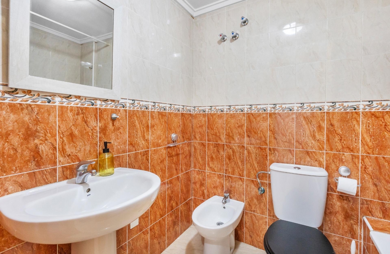 Rynek wtórny - Studio/Kawalerka - Torrevieja - Centro - Muelle Pesquero