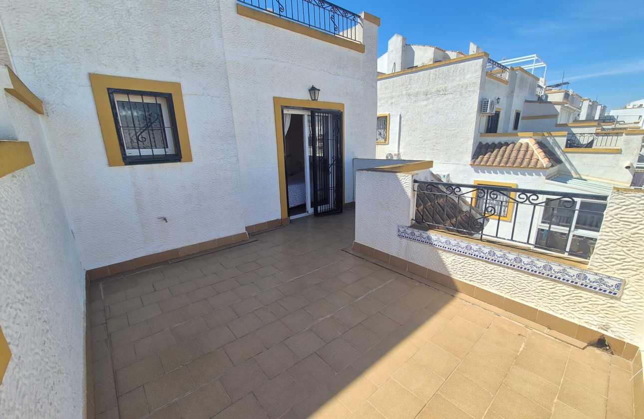 Resale - Semi-detached - Torrevieja - Los Altos