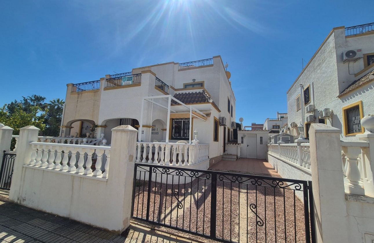 Resale - Semi-detached - Torrevieja - Los Altos