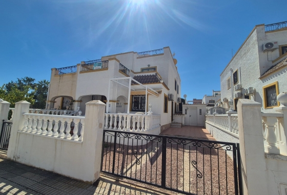 Resale - Semi-detached - Torrevieja - Los Altos