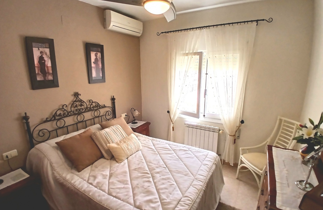 Rynek wtórny - Villa - Orihuela Costa - El Presidente