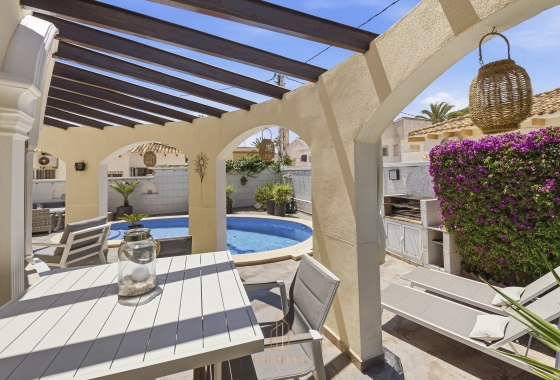 Rynek wtórny - Villa - Orihuela Costa - Cabo Roig