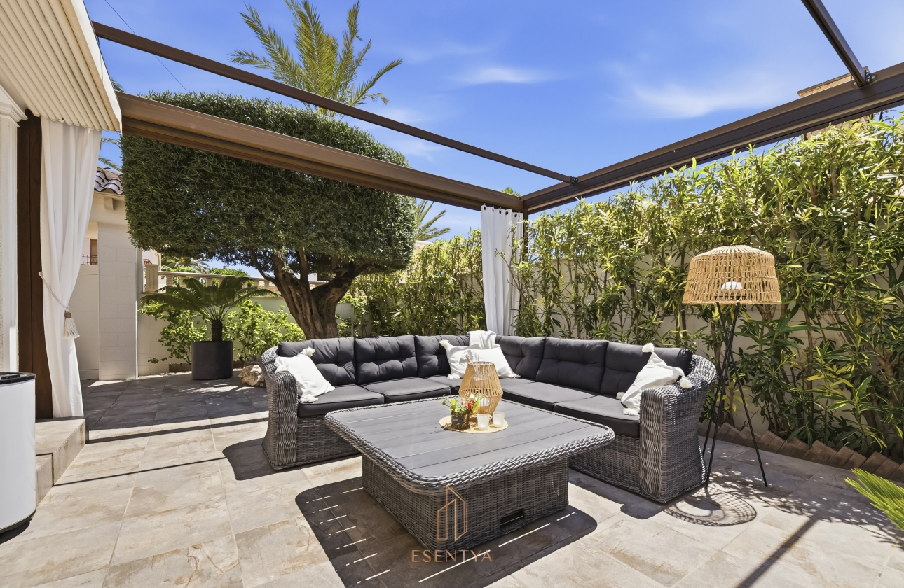 Rynek wtórny - Villa - Orihuela Costa - Cabo Roig