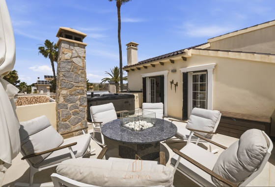 Rynek wtórny - Villa - Orihuela Costa - Cabo Roig