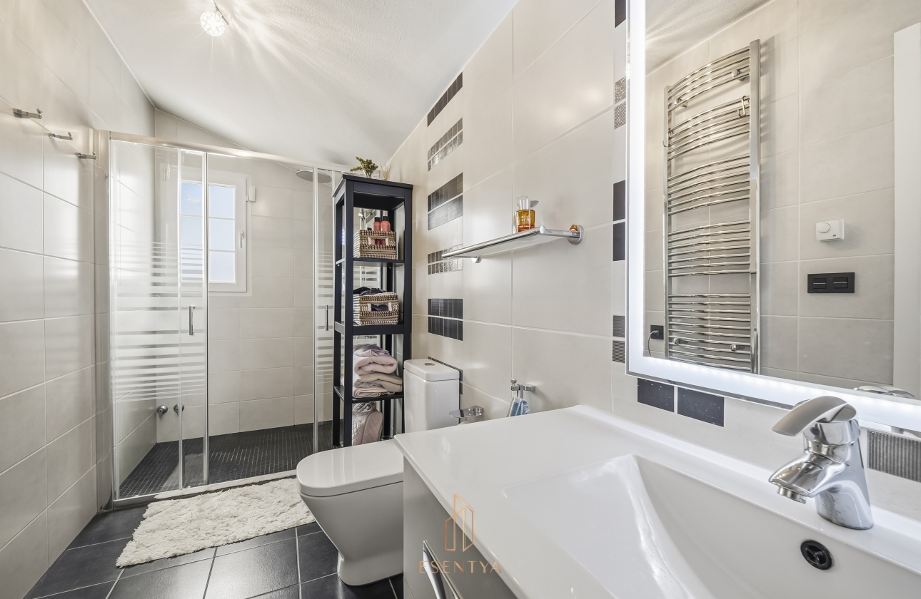 Rynek wtórny - Villa - Orihuela Costa - Cabo Roig