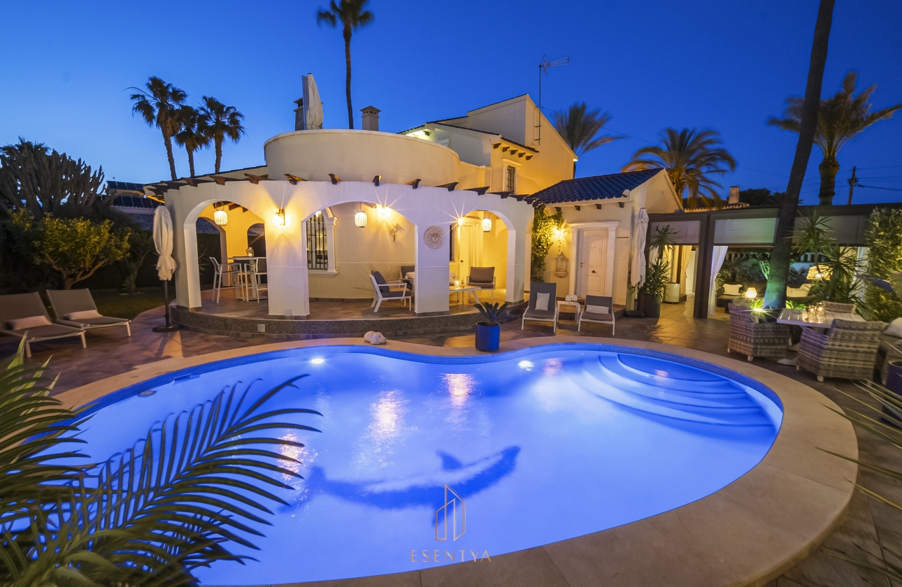 Rynek wtórny - Villa - Orihuela Costa - Cabo Roig