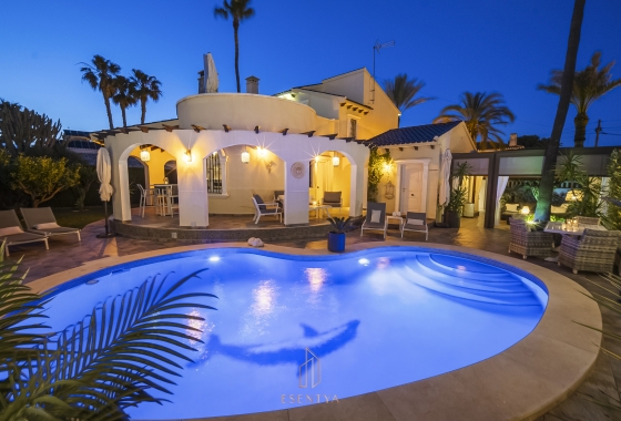 Rynek wtórny - Villa - Orihuela Costa - Cabo Roig