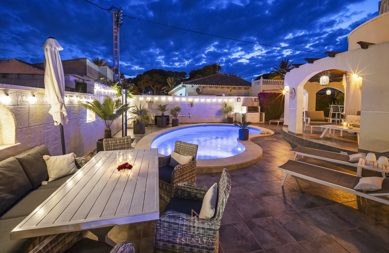 Rynek wtórny - Villa - Orihuela Costa - Cabo Roig