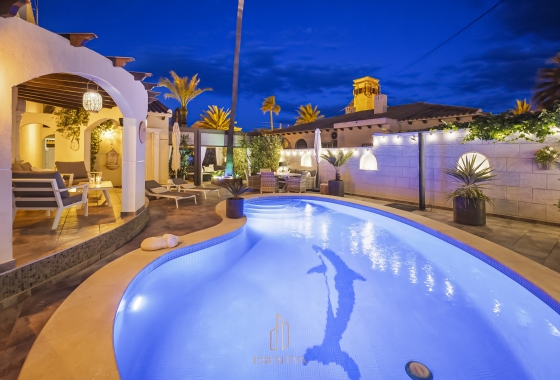 Rynek wtórny - Villa - Orihuela Costa - Cabo Roig