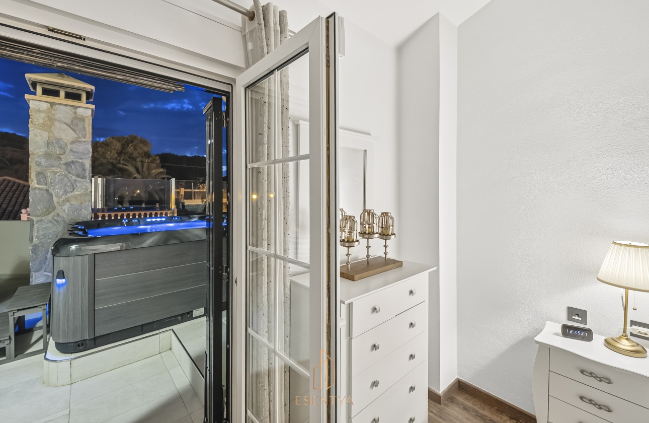 Rynek wtórny - Villa - Orihuela Costa - Cabo Roig