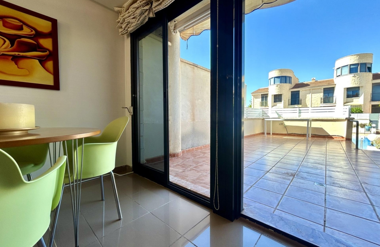Rynek wtórny - Szeregowiec - Orihuela Costa - Cabo Roig