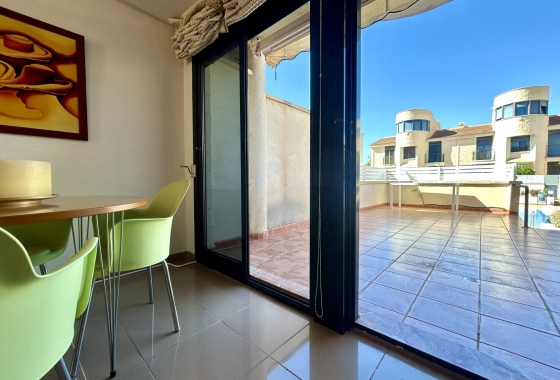 Rynek wtórny - Szeregowiec - Orihuela Costa - Cabo Roig