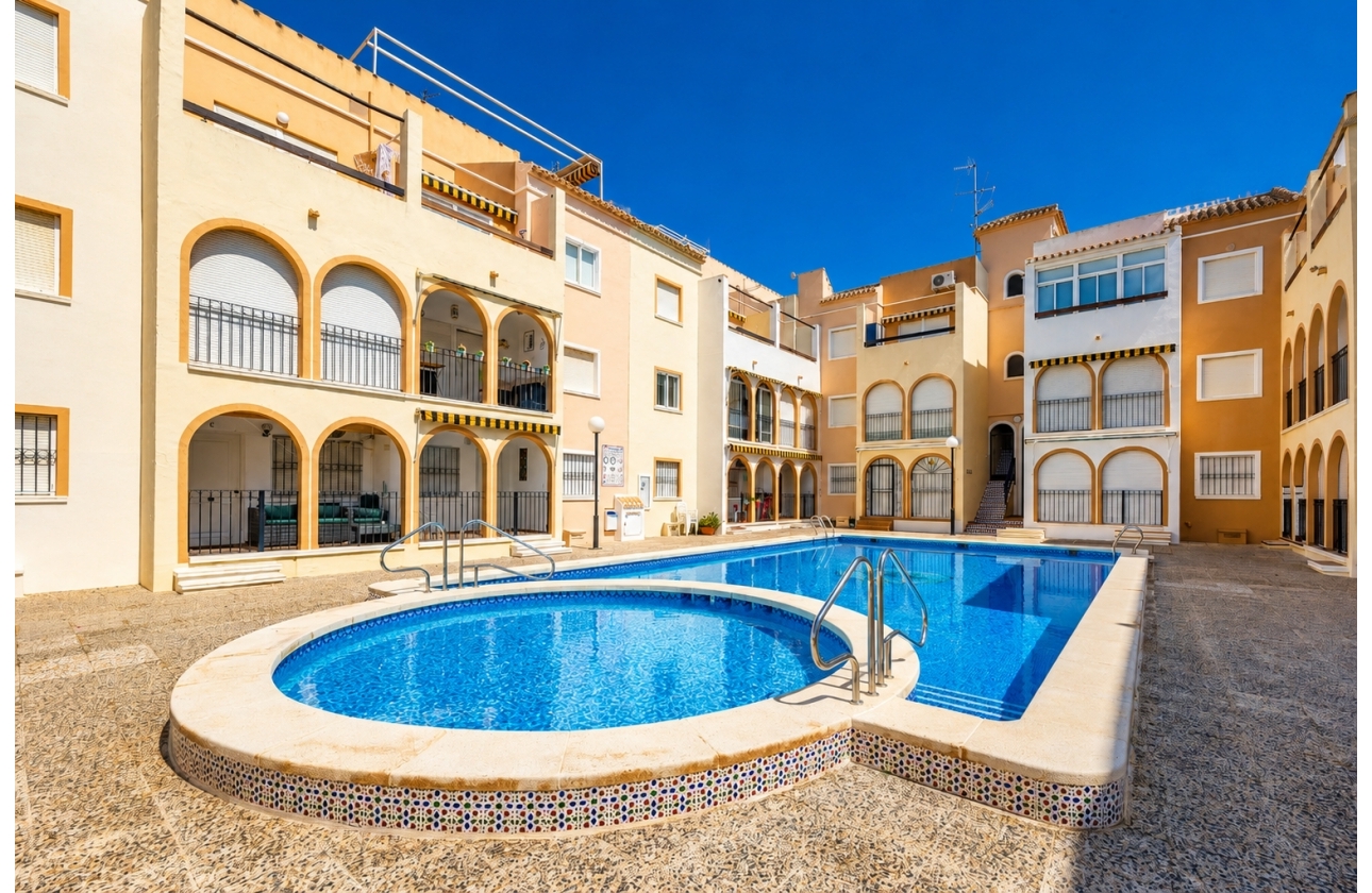 Rynek wtórny - Bungalow - Torrevieja - Playa De Los Naufragos
