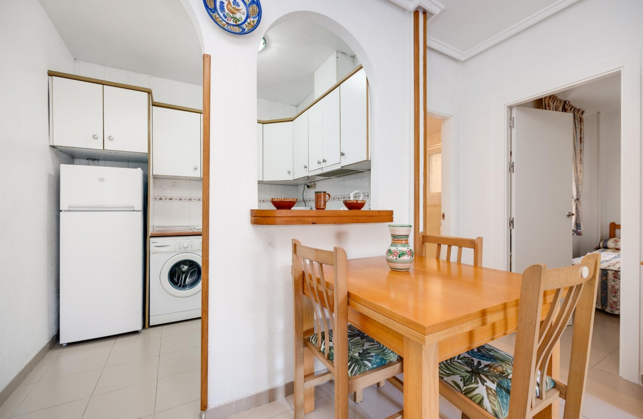 Rynek wtórny - Bungalow - Torrevieja - Playa De Los Naufragos