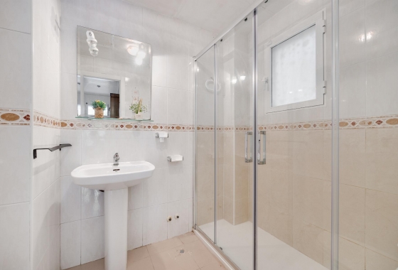 Rynek wtórny - Bungalow - Torrevieja - Playa De Los Naufragos