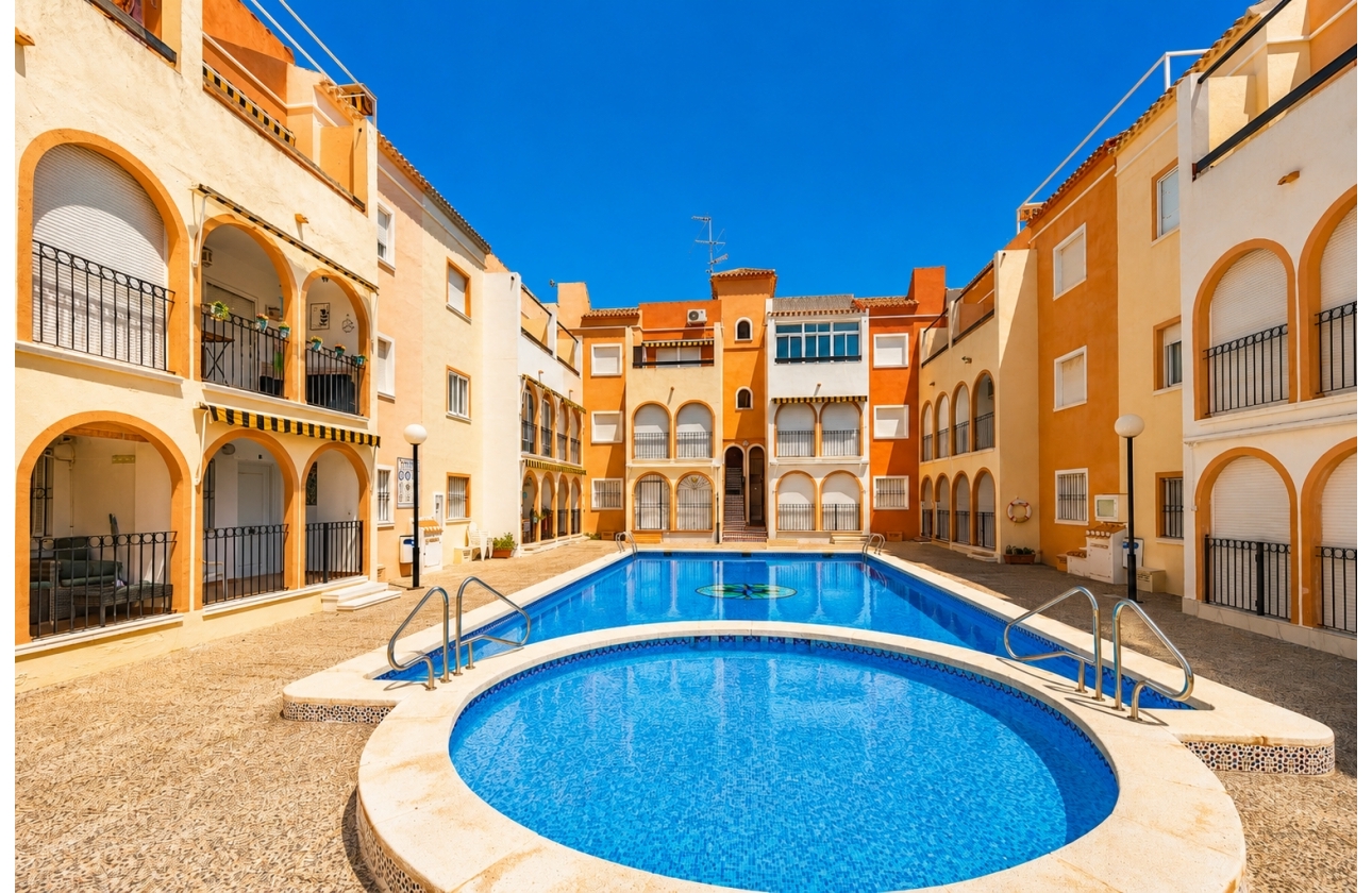 Rynek wtórny - Bungalow - Torrevieja - Playa De Los Naufragos
