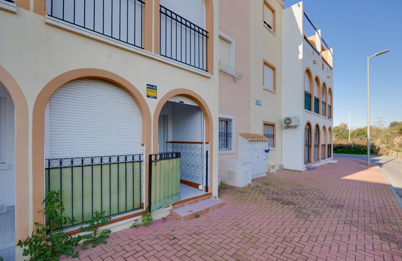 Rynek wtórny - Bungalow - Torrevieja - Playa De Los Naufragos