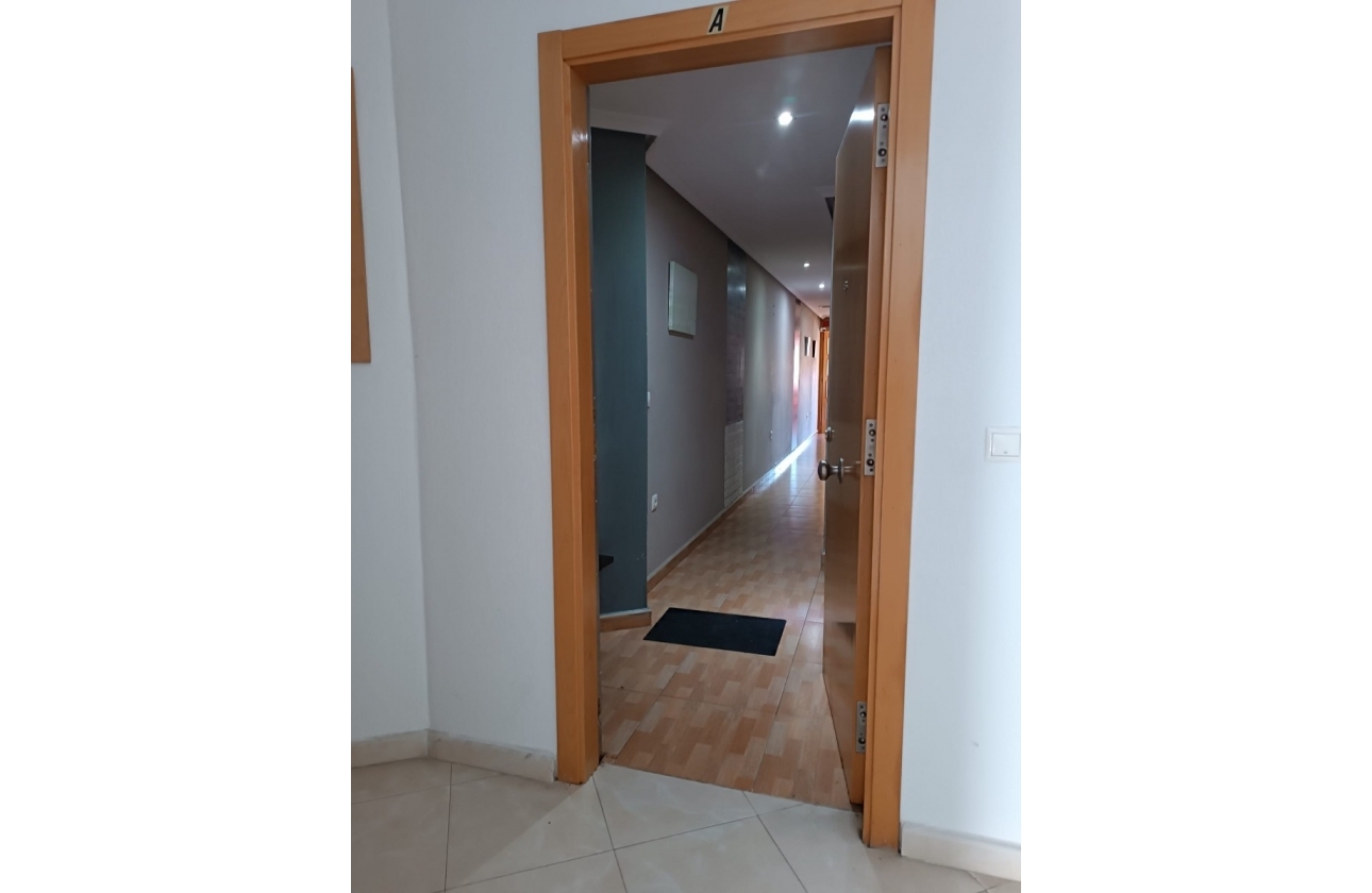 Reventa - Apartment - Los Montesinos