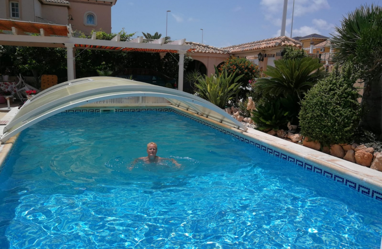 Rynek wtórny - Villa - Orihuela Costa - La Zenia