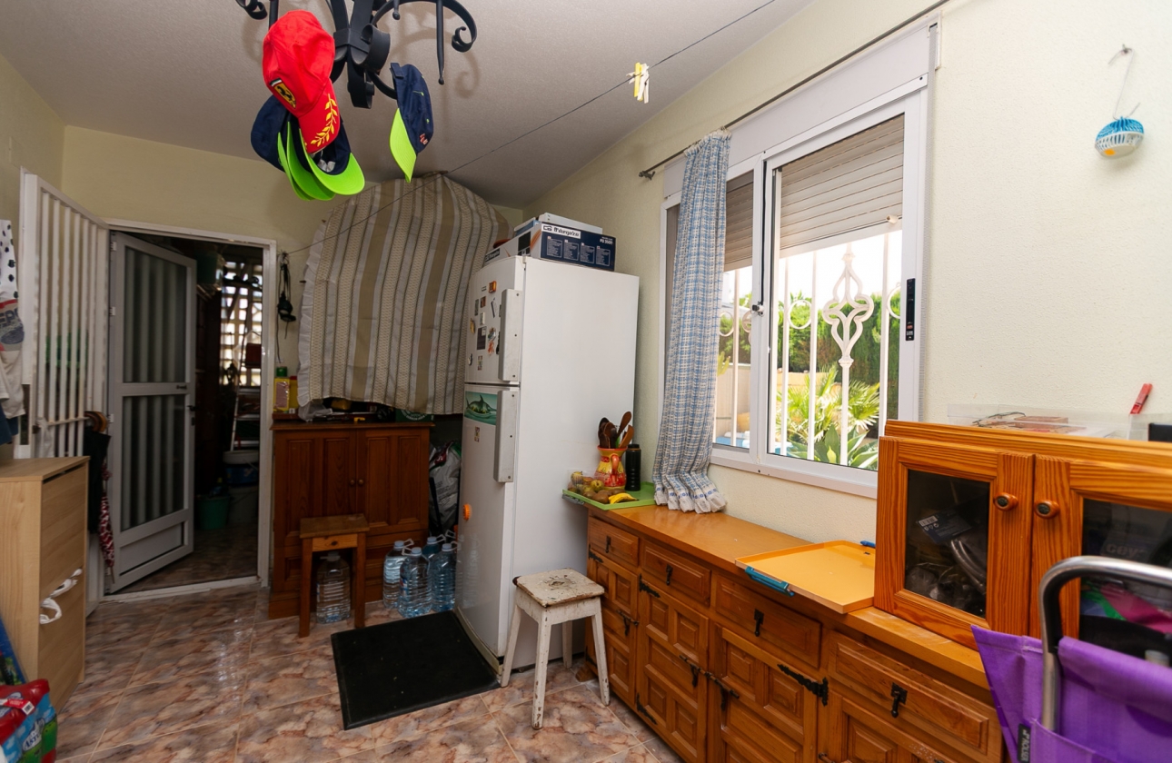 Rynek wtórny - Villa - Orihuela Costa - La Zenia