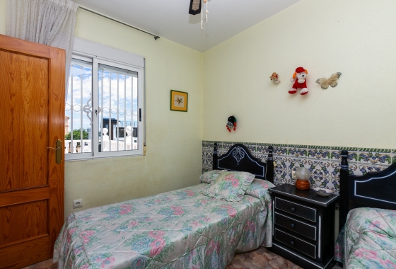 Rynek wtórny - Villa - Orihuela Costa - La Zenia
