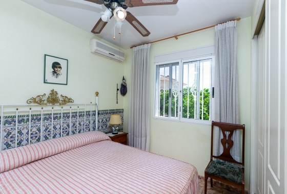 Rynek wtórny - Villa - Orihuela Costa - La Zenia