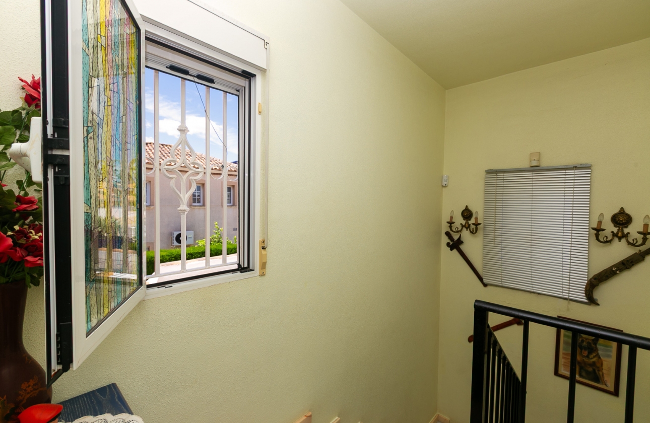 Rynek wtórny - Villa - Orihuela Costa - La Zenia