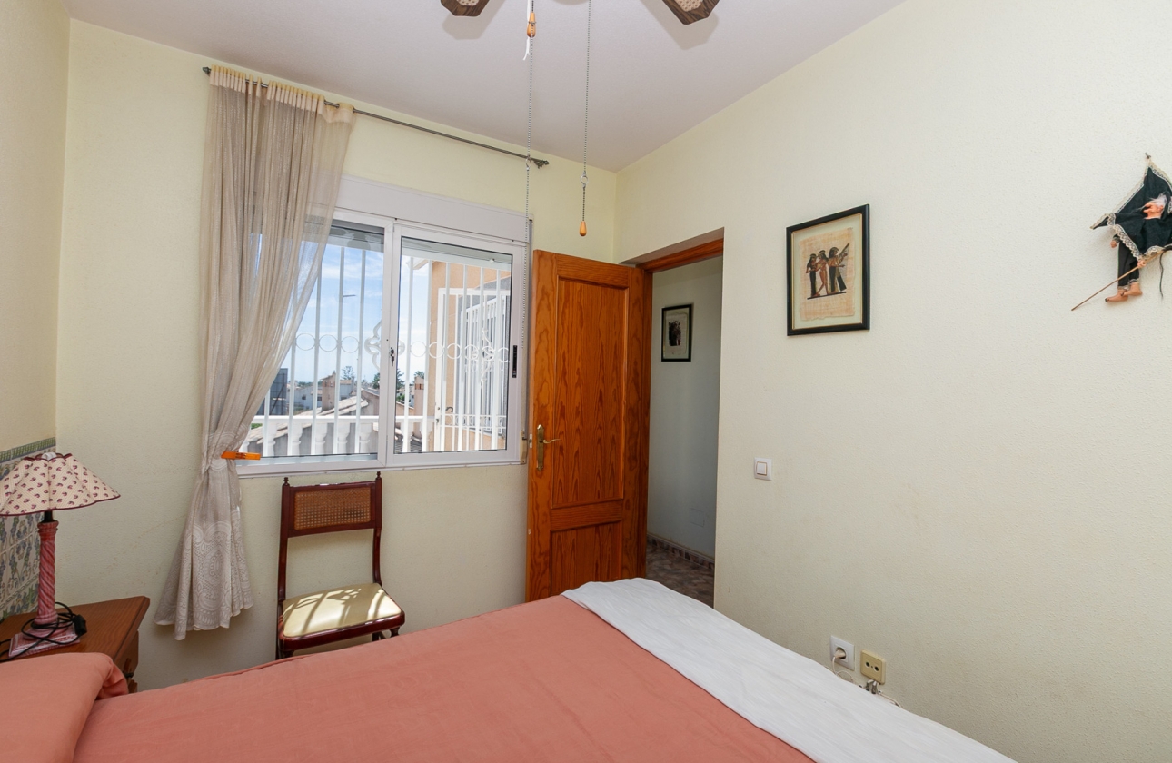 Rynek wtórny - Villa - Orihuela Costa - La Zenia