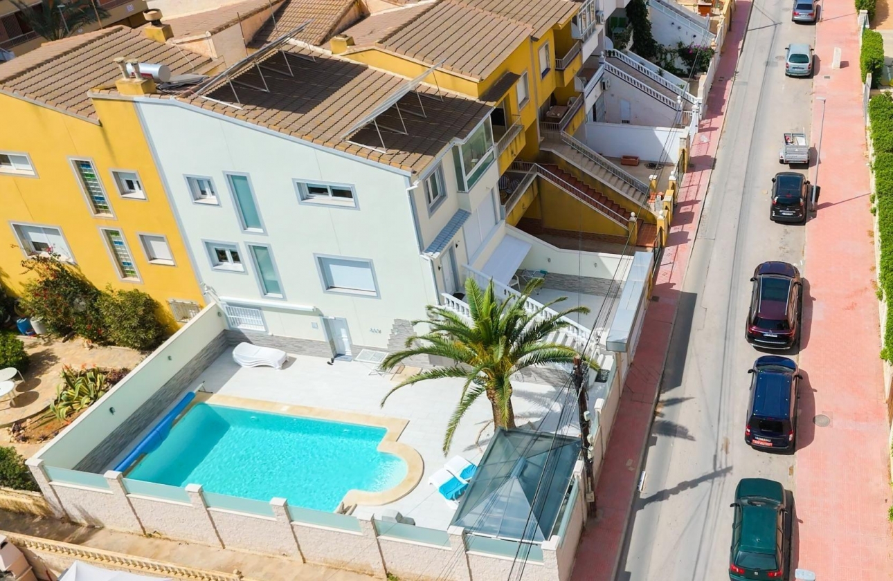 Rynek wtórny - Szeregowiec - Torrevieja - Punta Prima