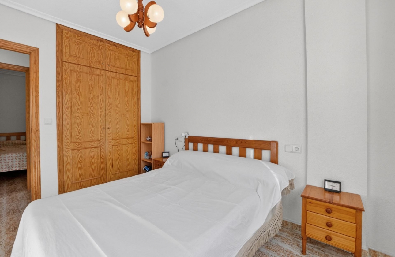 Reventa - Apartment - Torrevieja - Playa de los Locos