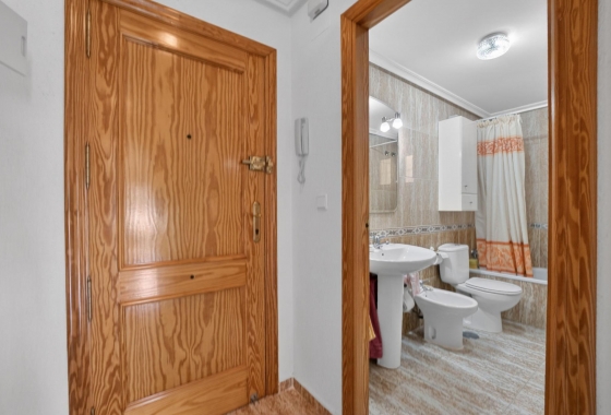 Reventa - Apartment - Torrevieja - Playa de los Locos