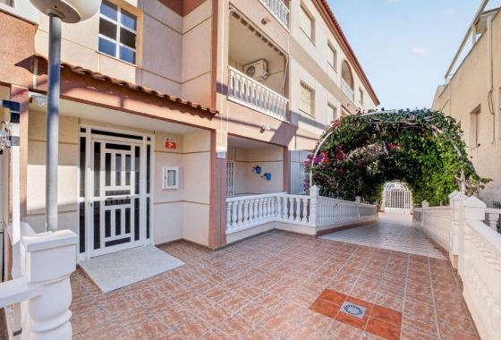 Reventa - Apartment - Torrevieja - Playa de los Locos