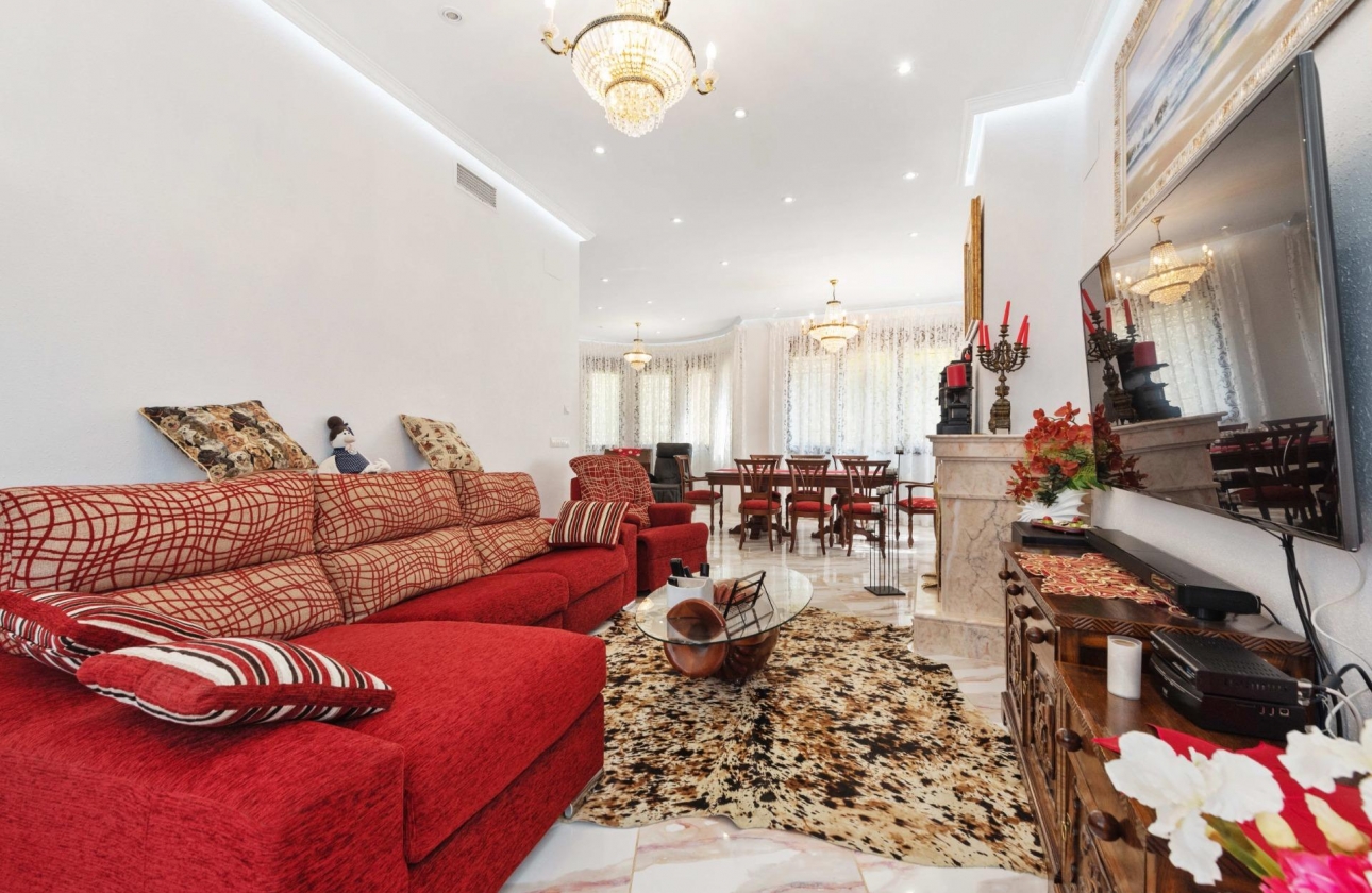 Rynek wtórny - Villa - Orihuela Costa - Campoamor
