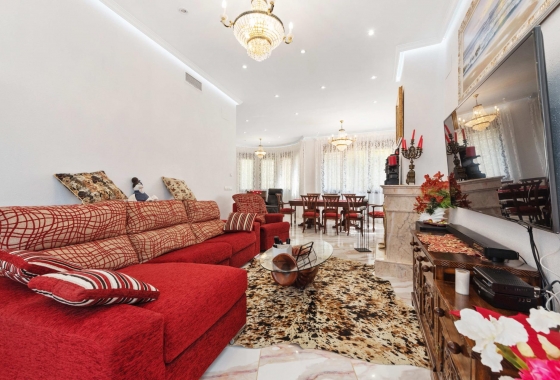 Rynek wtórny - Villa - Orihuela Costa - Campoamor