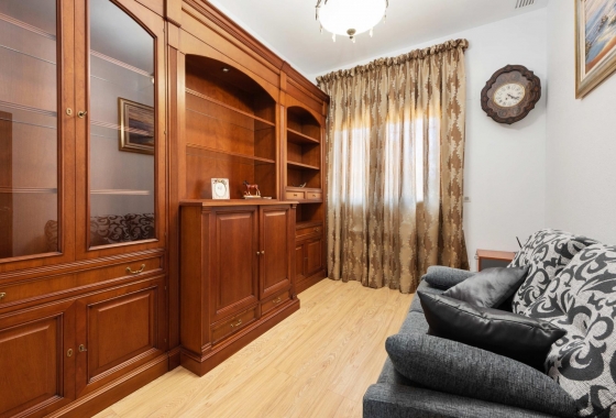 Rynek wtórny - Villa - Orihuela Costa - Campoamor