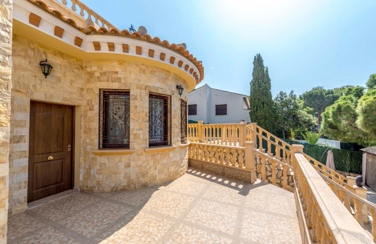 Rynek wtórny - Villa - Orihuela Costa - Campoamor