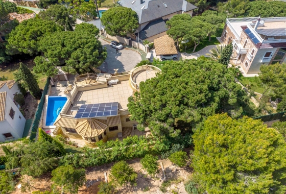Rynek wtórny - Villa - Orihuela Costa - Campoamor