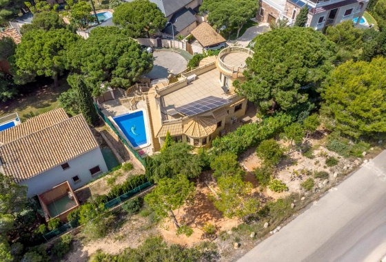 Rynek wtórny - Villa - Orihuela Costa - Campoamor