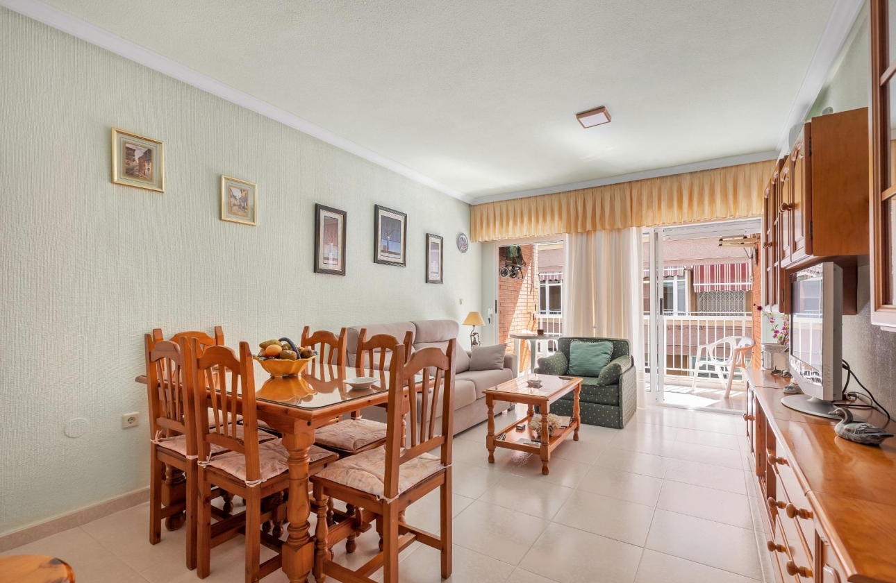 Rynek wtórny - Apartament - Torrevieja - Playa del Cura